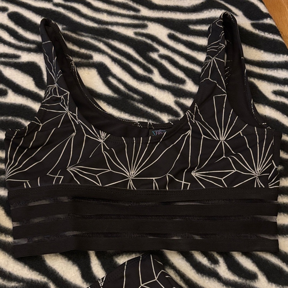 NWOT Freedom Rave Wear Reflective Set - Picture 3 of 8